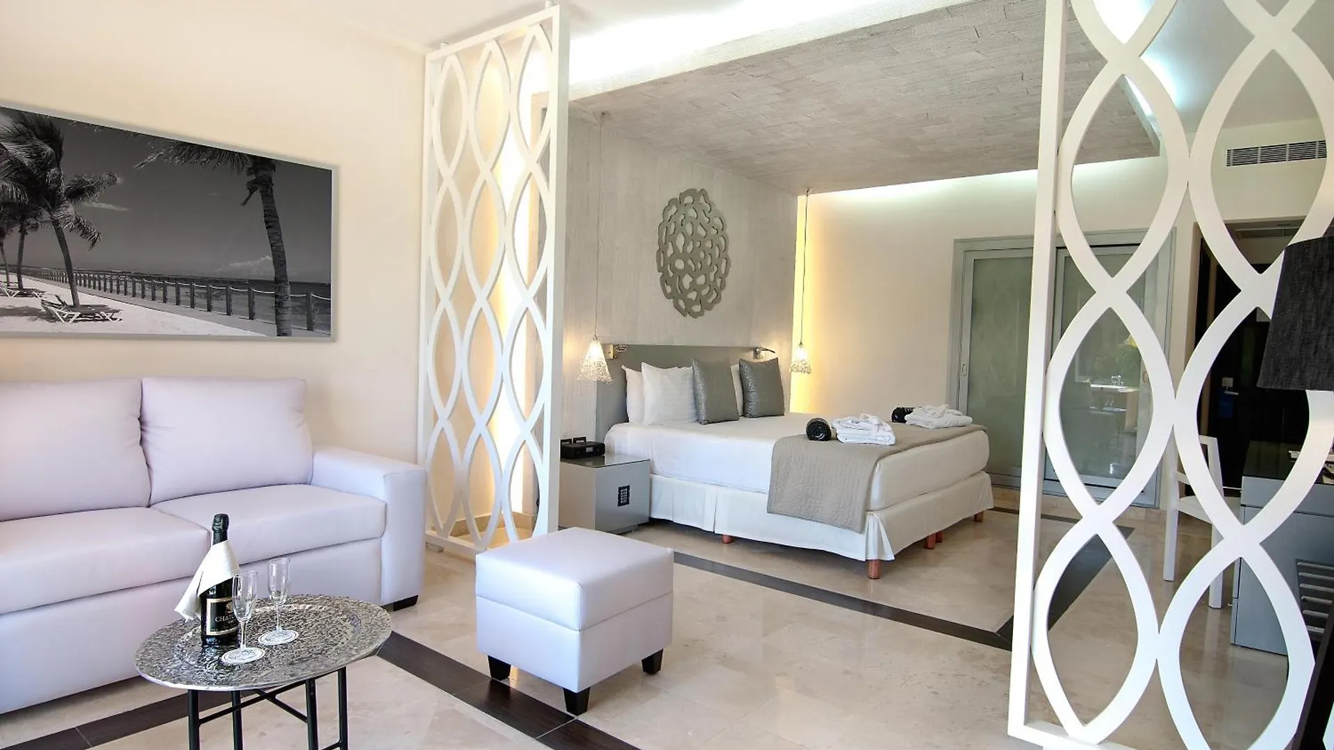Ocean Maya Royale Adults Only Lafitte Feriested